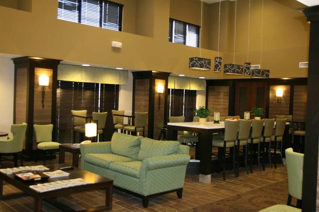 Hampton Inn & Suites Crawfordsville Interior photo