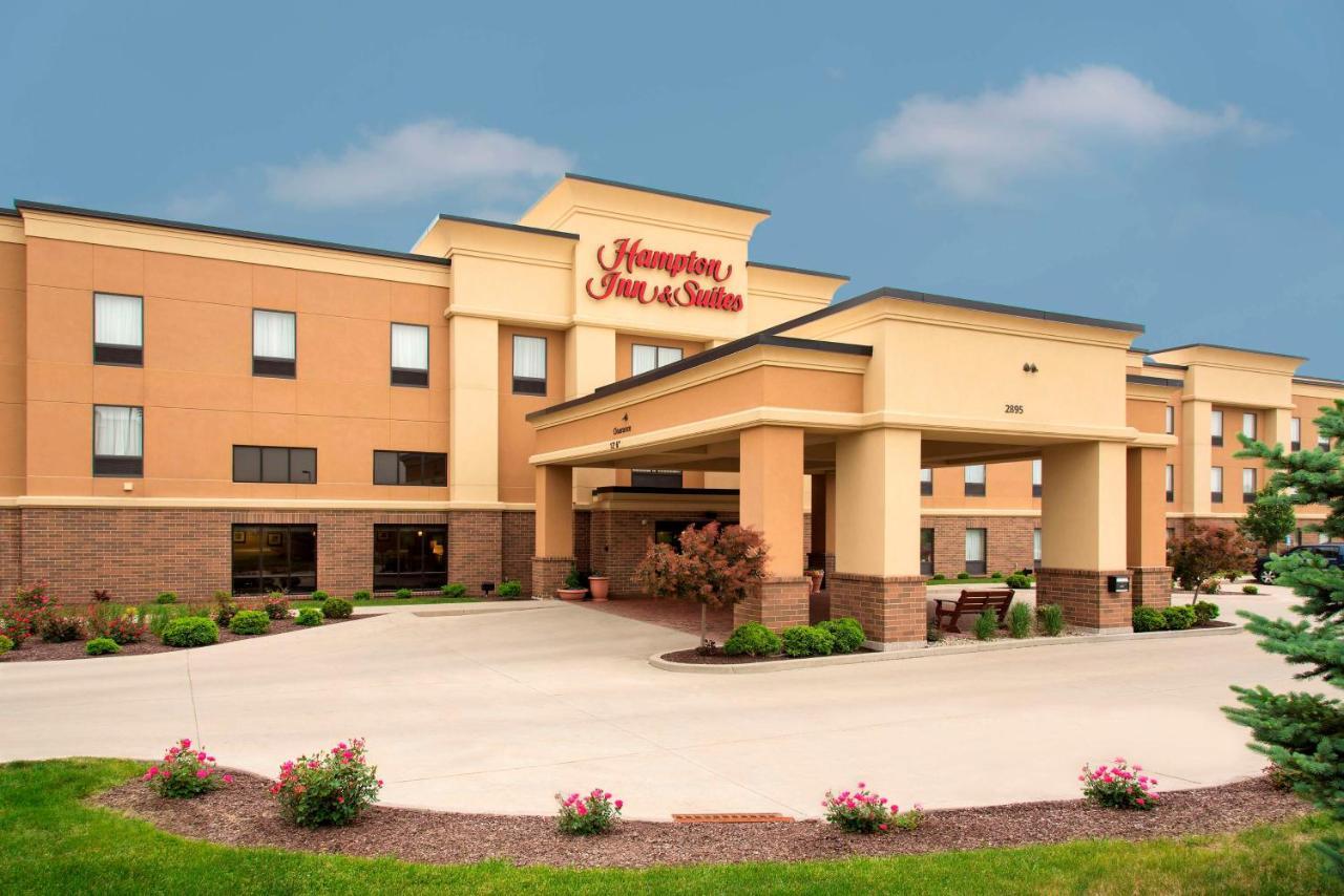 Hampton Inn & Suites Crawfordsville Exterior photo